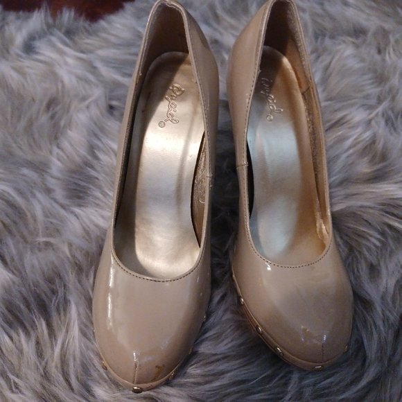 Qupid  Platform Heels with Studs - Picture 2 of 5